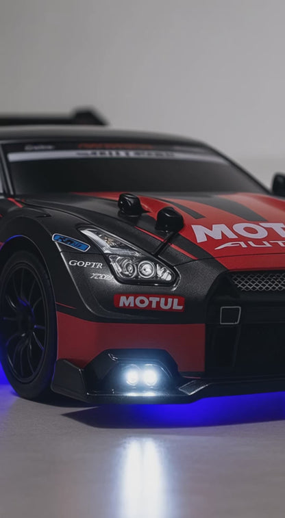 “El auto RC que redefine el drifting desde tus manos.”